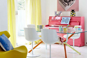 Добавляем цвет в интерьер столовой: от ярких стен до красочных деталей