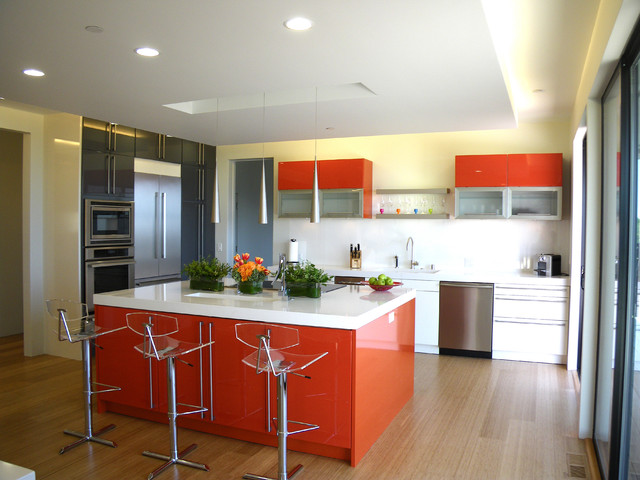 Оранжевый цвет на кухне. 4 рекомендаций по использованию оранжевого в дизайне кухни