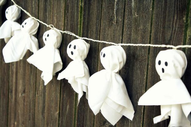 7 поделок на Хэллоуин, которые можно смастерить вместе с детьми
