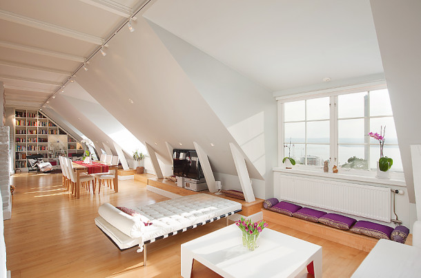 attic-room-design-with-wooden-floor