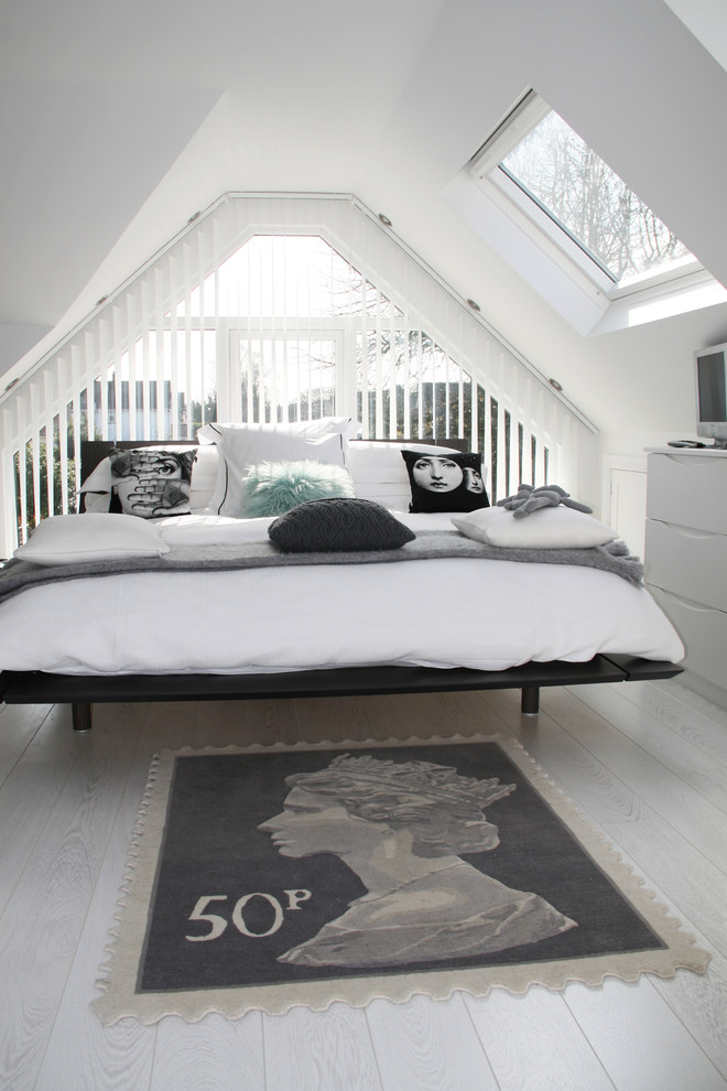 Как разложить подушки на кровати: 10 элегантных вариантов